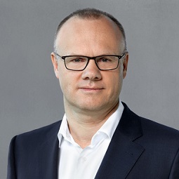 Robert Mayr