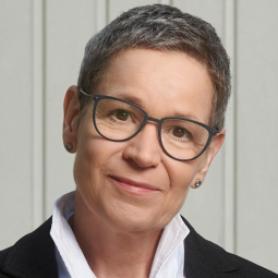 Simone Menne