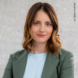 Janina Mütze